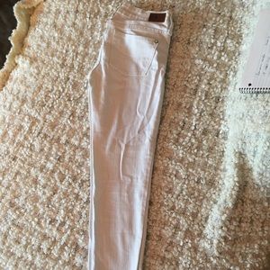 Bullhead Low-Rise Skinny Jeans